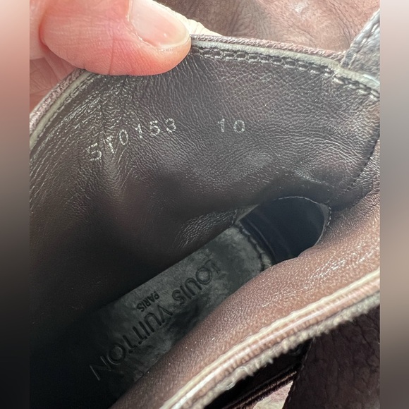 Authentic Louis Vuitton Chelsea rodeo boots 10 - Picture 7 of 8